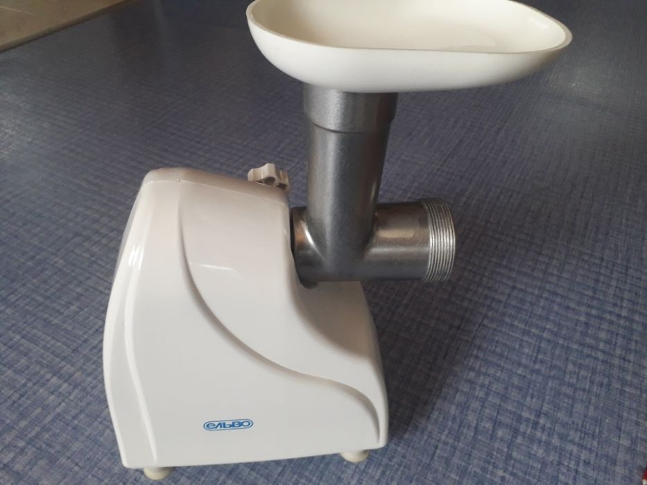 Электромясорубка ельво