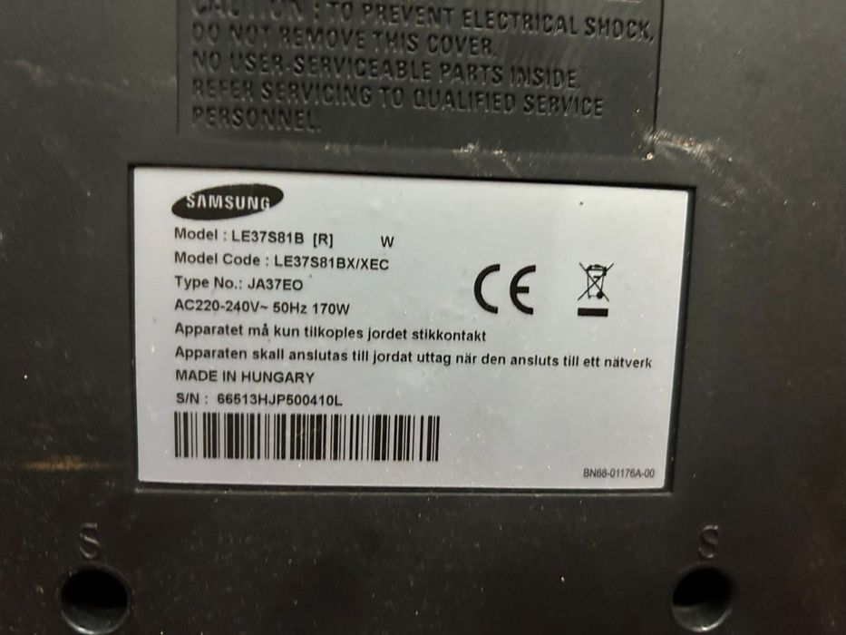 TV Samsung LE37S81B para peças