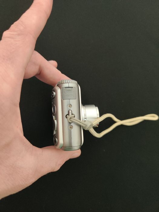Canon PowerShot A 3100 IS Silver Aluminum Вінтажна Мильниця фотоапарат