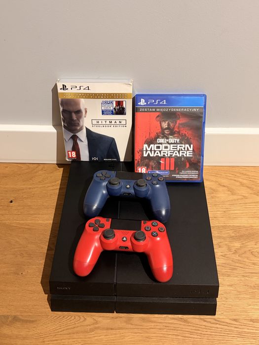 Konsola PlayStation 4 (PS4) 1TB | 2 Pady | Hitman + MW3
