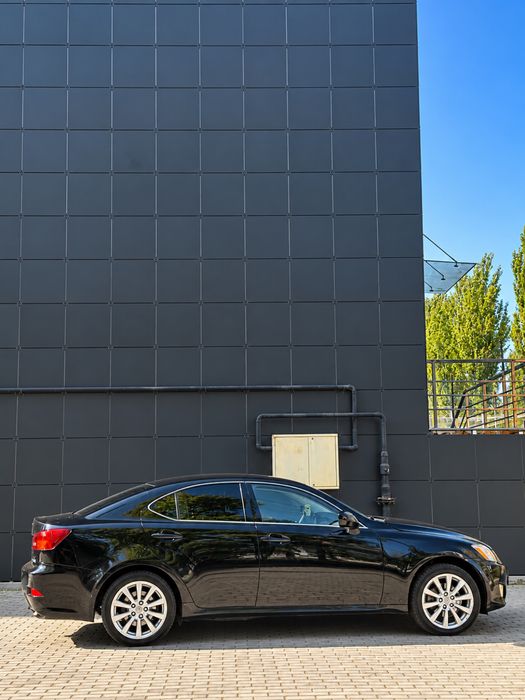 Lexus IS220d 2.2 дизель