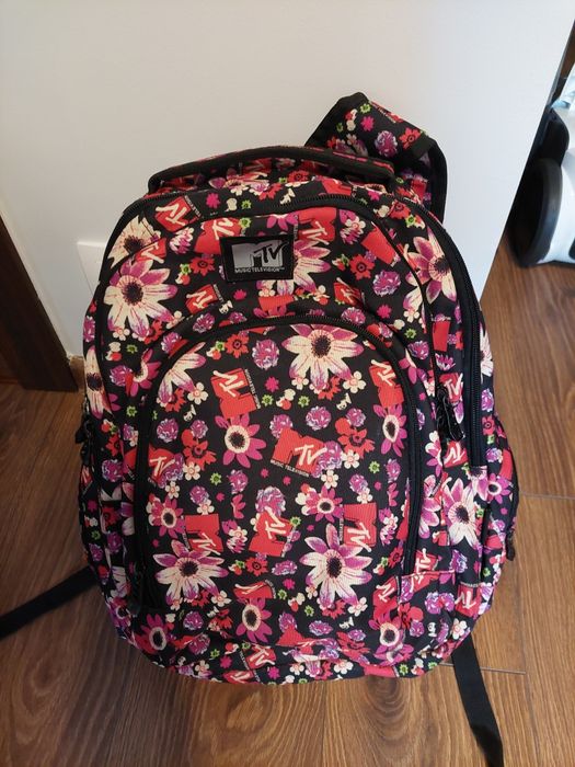 Plecak Mtv solidny 6 kieszeni