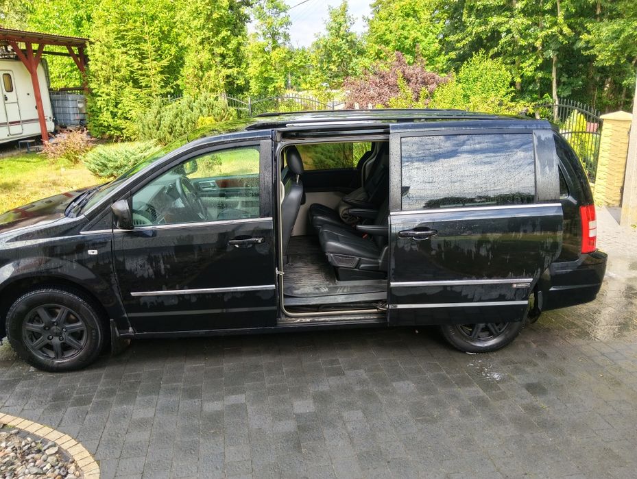 Grand Voyager 2009 2.8 crd