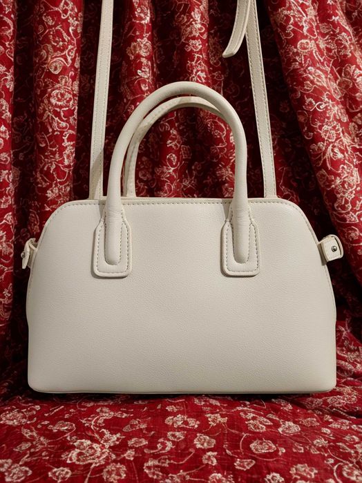 Нова біла компактна жіноча сумочка Mango, еко-шкіра