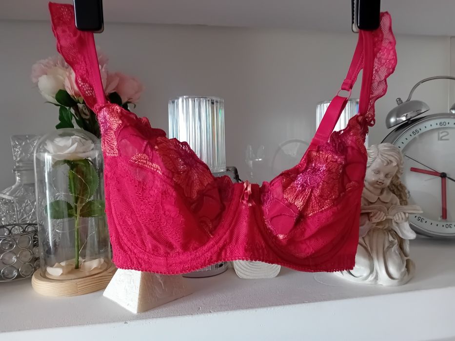 Hunkemoller piękny biustonosz damski
