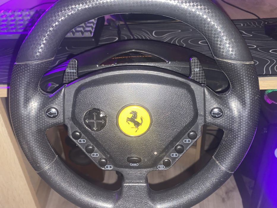 Продам игровой руль,вместе с педалями,подробности в личных сообщениях!