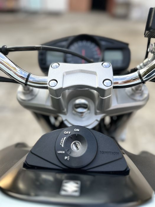 Продас Мотоцикл SUZUKI GSR600