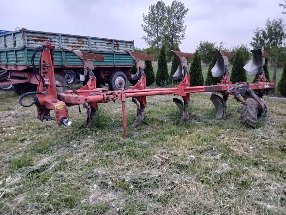Pługi Kuhn vario