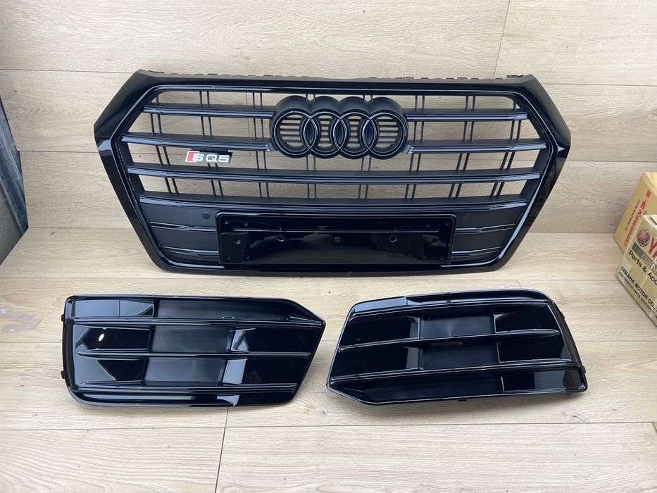 Audi Q5 fy 80A решітка решетка радиаторов