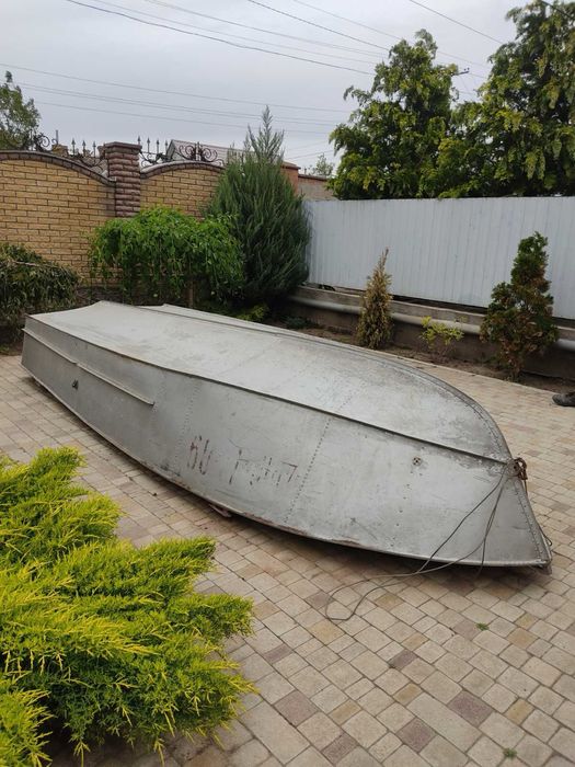 Лодка Прогрес -2..