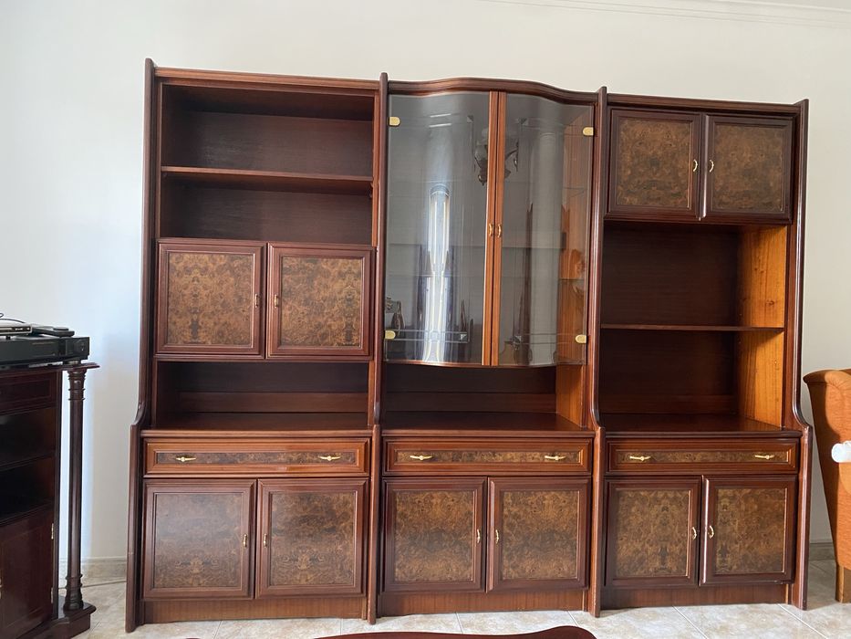 Móvel sala com cristaleira PARA DOAÇÃO