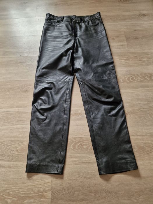 Czarne spodnie skórzane męskie