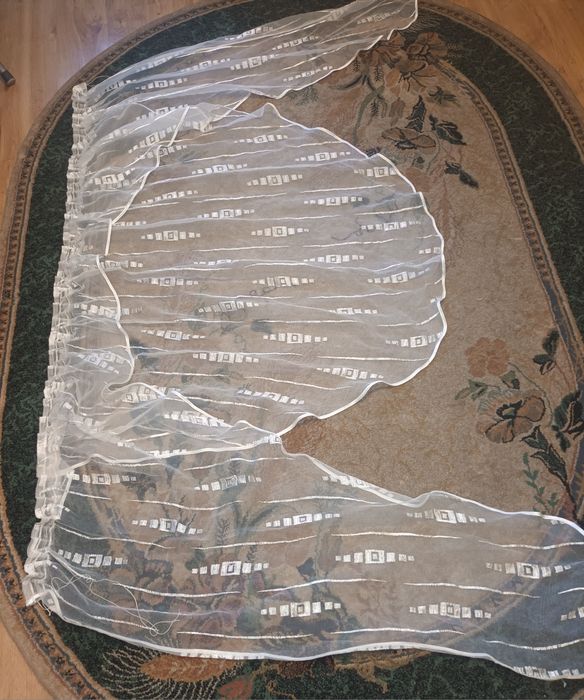 Firanka na taśmie marszczonej