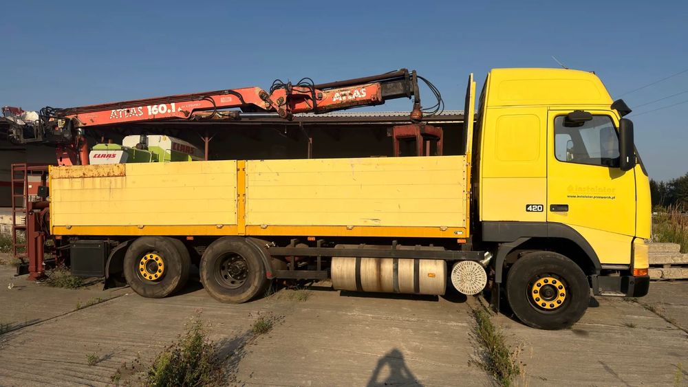 Volvo FH12  OKAZJA Volvo FH12 420 6x2 + HDS Atlas 160.1 – 45 000 zł CENA OSTATECZN