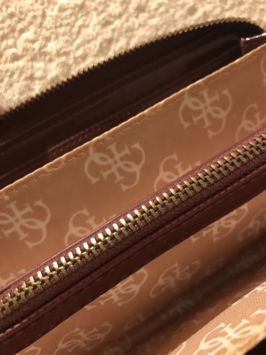 Mala da GUESS & carteira/porta-moedas em bom estado