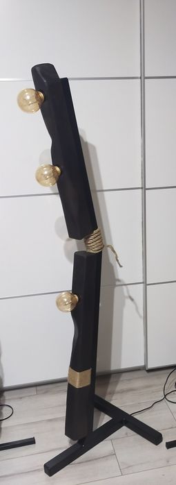 Sprzedam lampę podłogowa