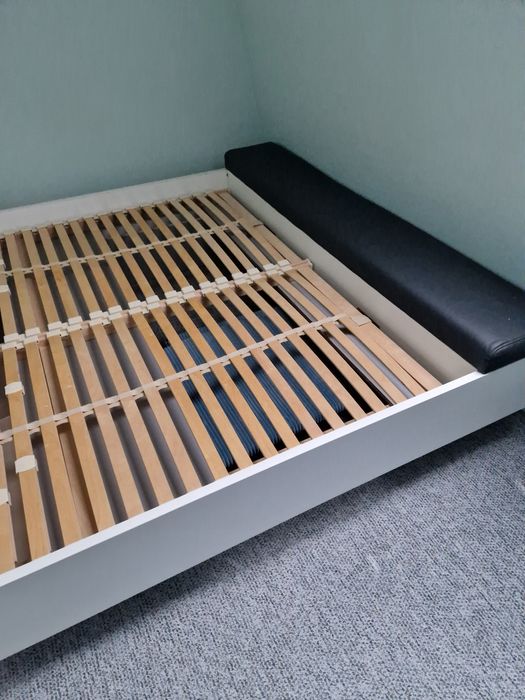 Łóżko dwuosobowe 160x200 + oparcie