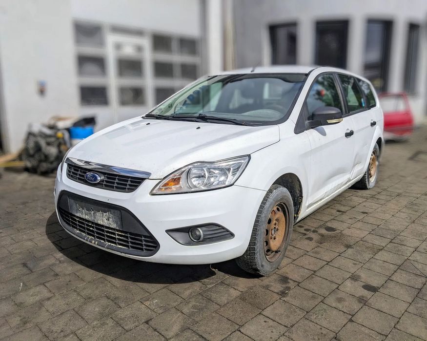 FORD FOCUS 1.6 KOMBI 2009 na części