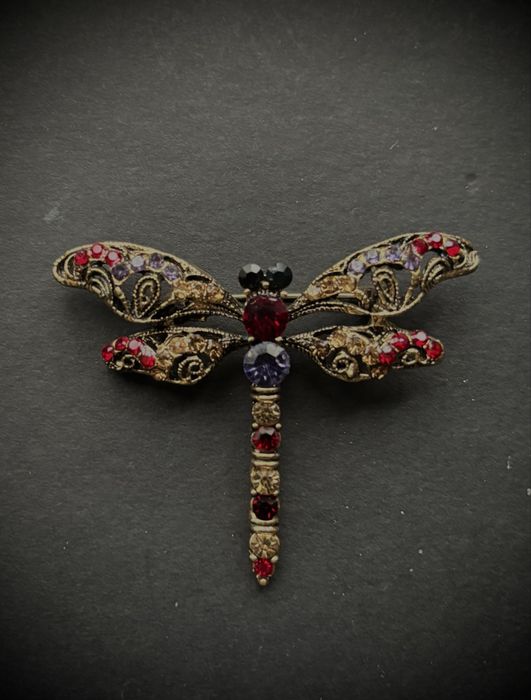 Броши современные и винтажные