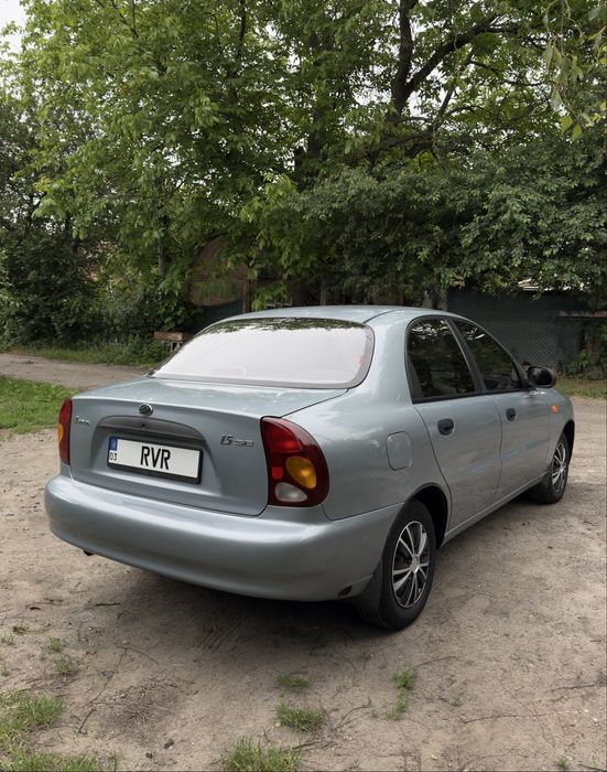 Daewoo Lanos  2012