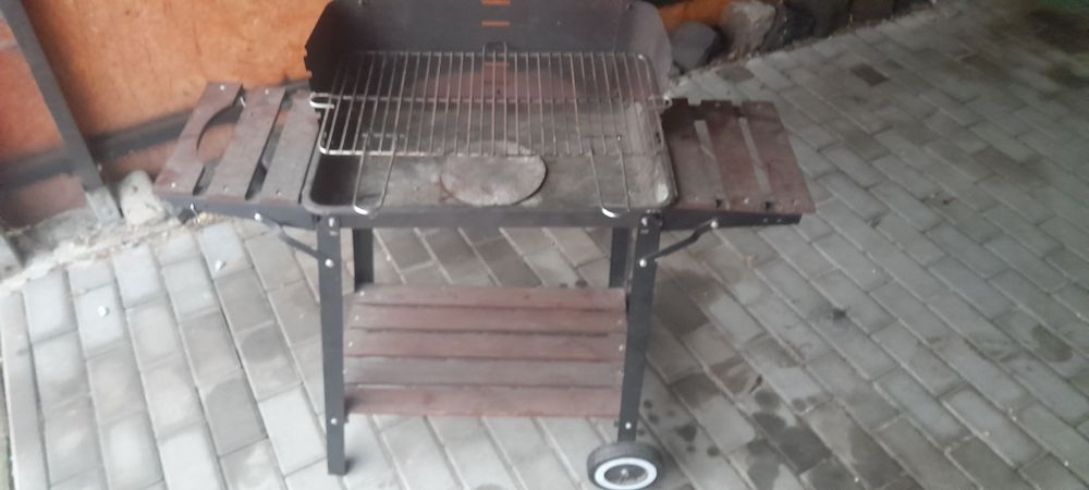 Grill na kółkach