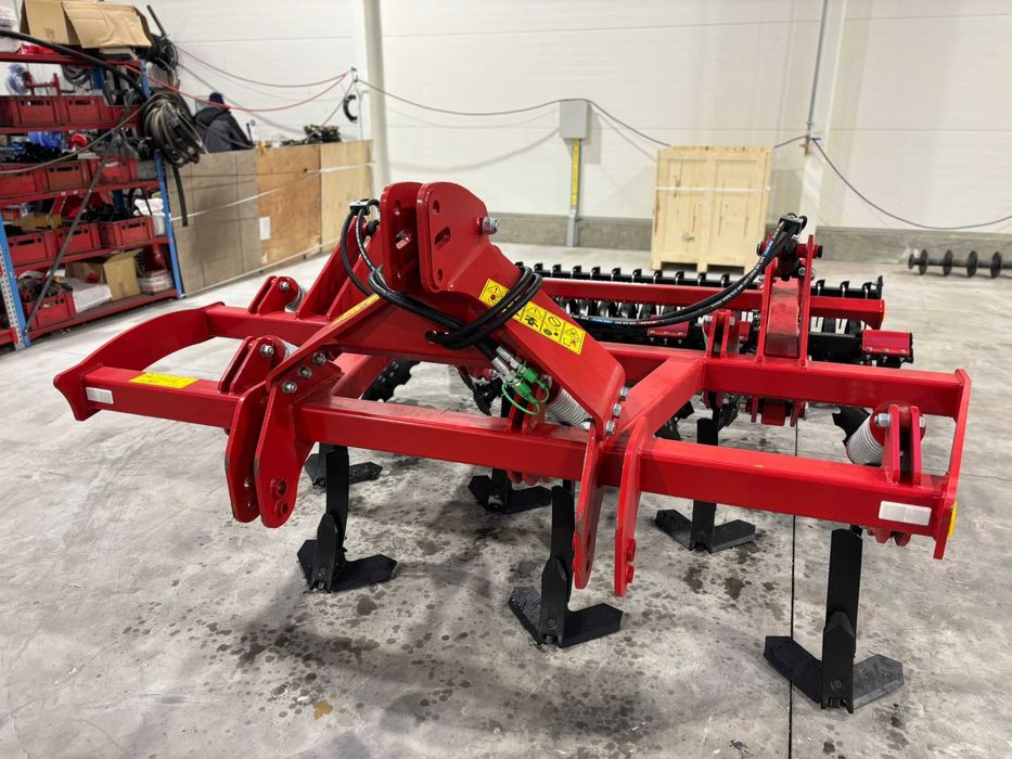 Agregat uprawowy bezorkowy orkowo podorywkowy  AGILE Strumyk promocja