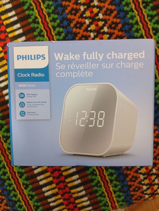 Despertador compacto novo