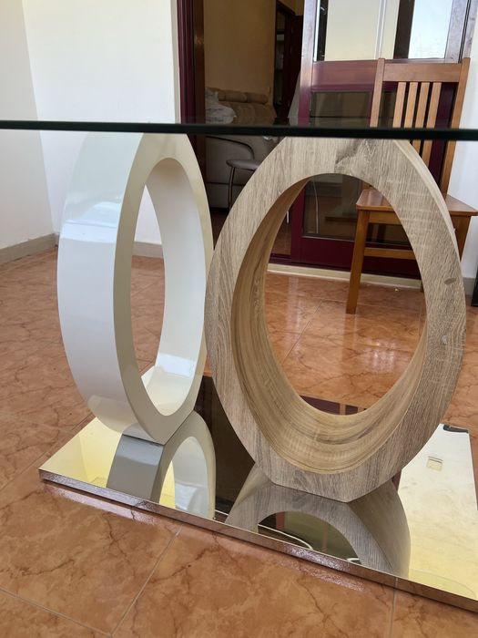 Mesa de vidro nova