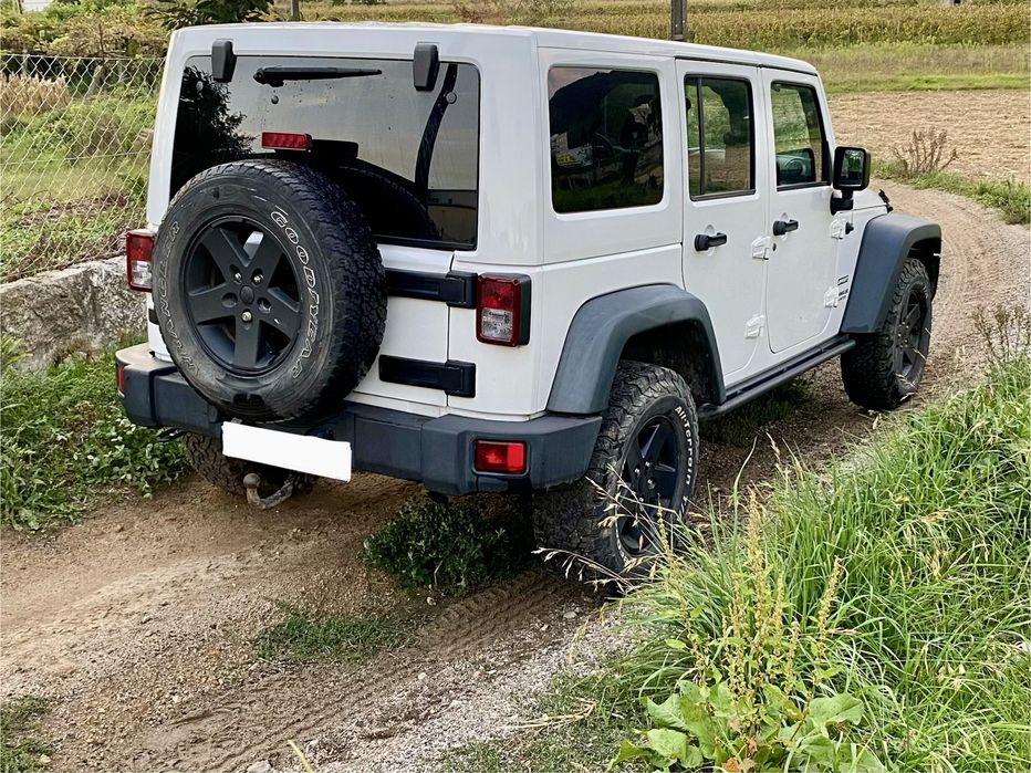 Jeep Wrangler Unlimited Sport 2.8 crd 200cv - 2012
