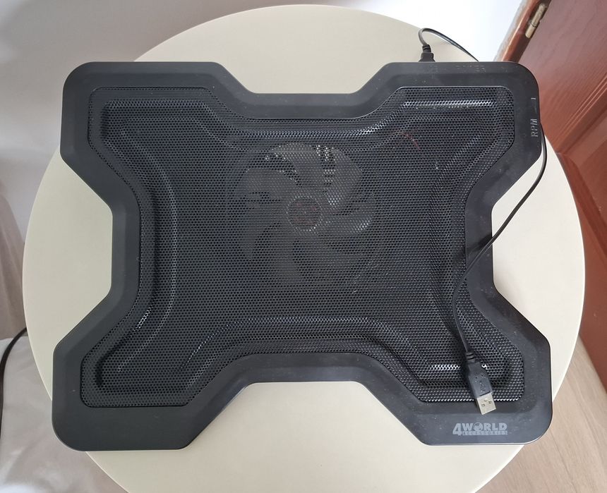 Podkładka pod laptopa z wentylatorem