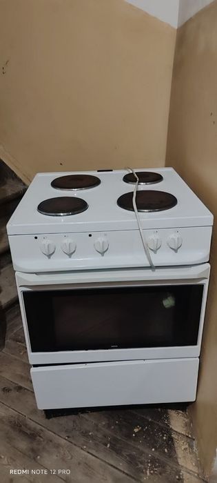 Продається електрична плита.