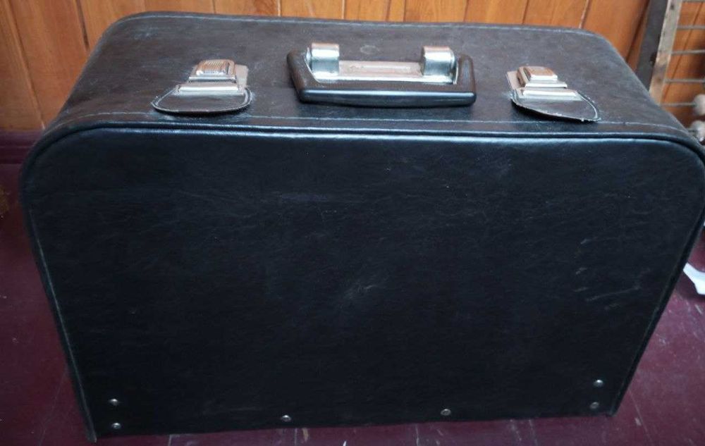 Продам швейна машинка з нижнім приводом (педаль) нова, Чайка 142м