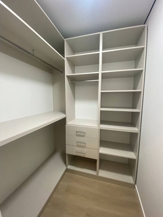 Продам велику двокімнатну квартиру в ЖК"Княгинин"!