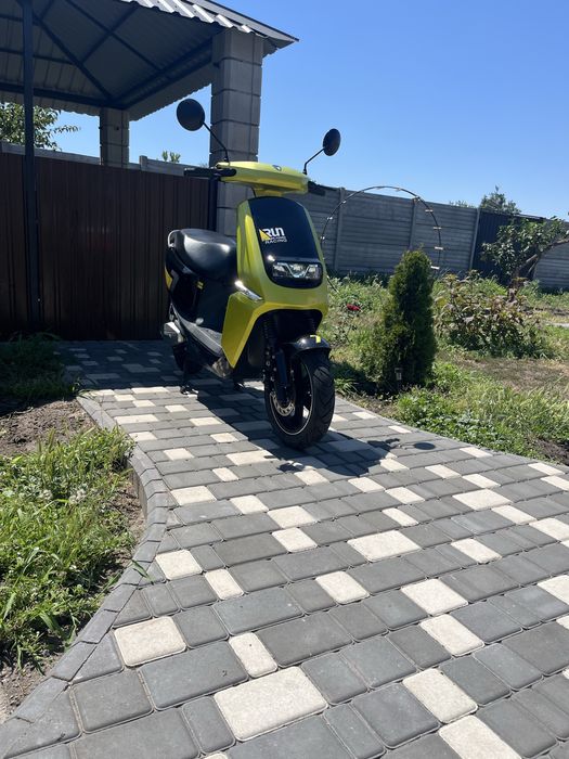 Продам скутер електро
