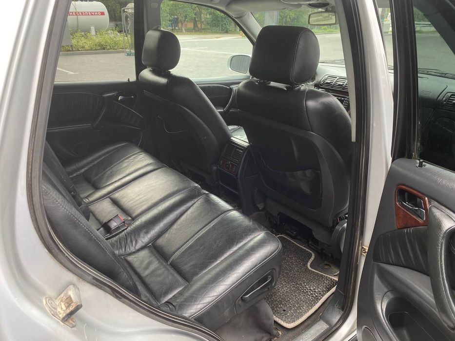 Продам авто Mercedes-Benz ML400