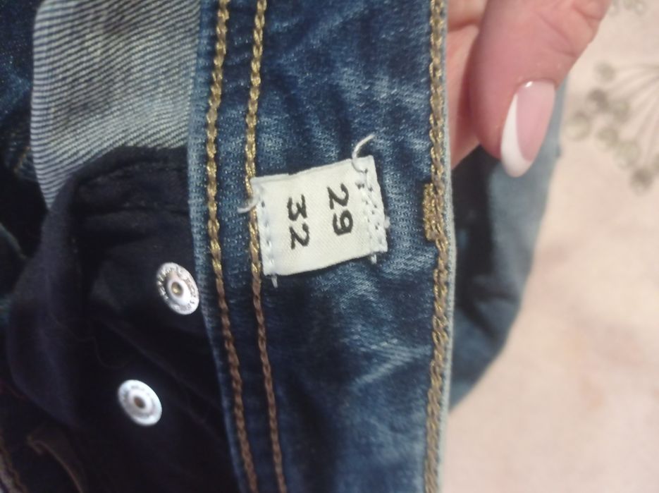 Продам джинсы Jack JonesJ