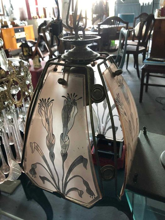 Candeeiro de Tecto Vintage, revivalismo  de art noveau.