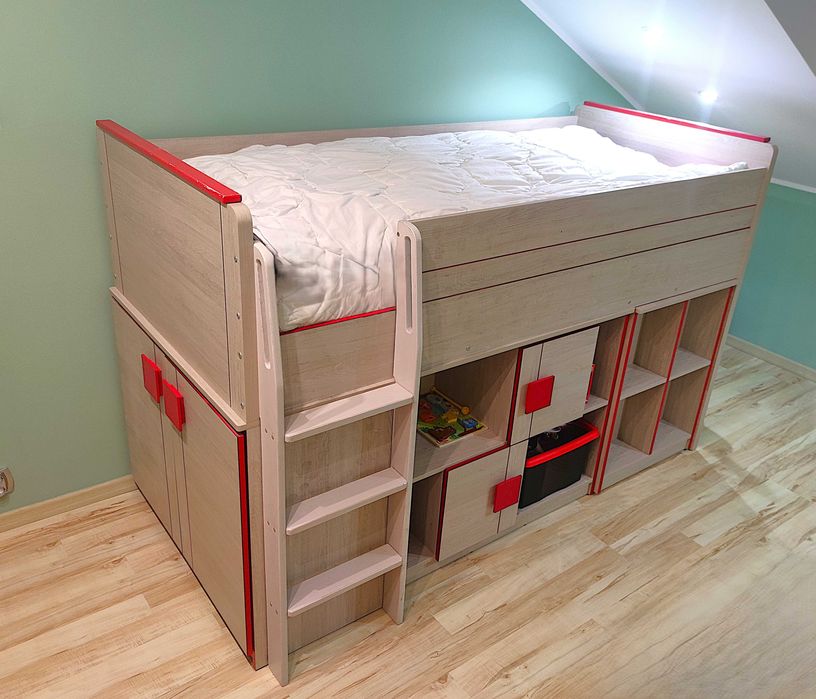 Komplet mebli dziecięco-młodzieżowych