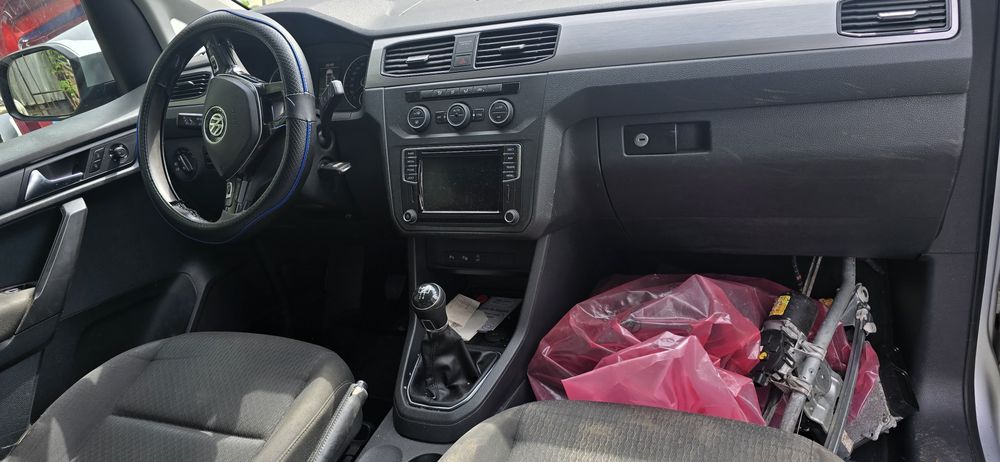 Peças: VW CADDY IV 2.0TDI