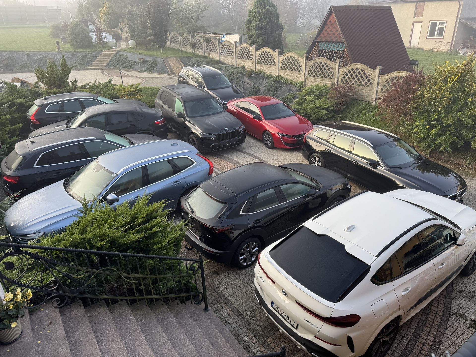 AUTO-LUXX top banner