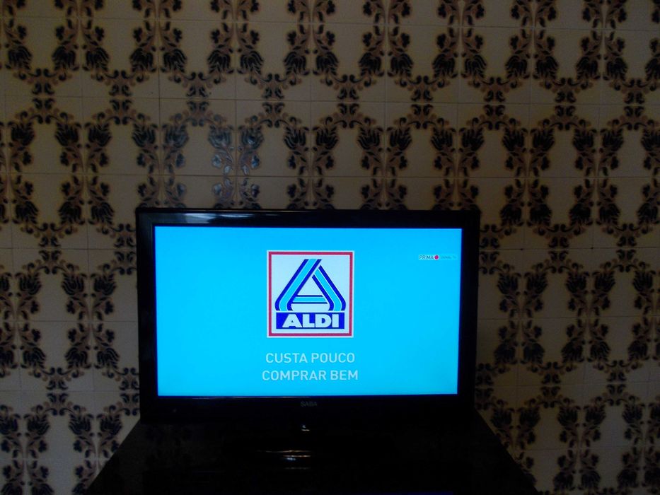 Televisor ,Saba led 22 como novo