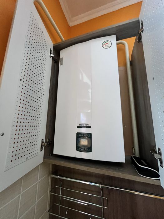 Частина будинку з власним двором