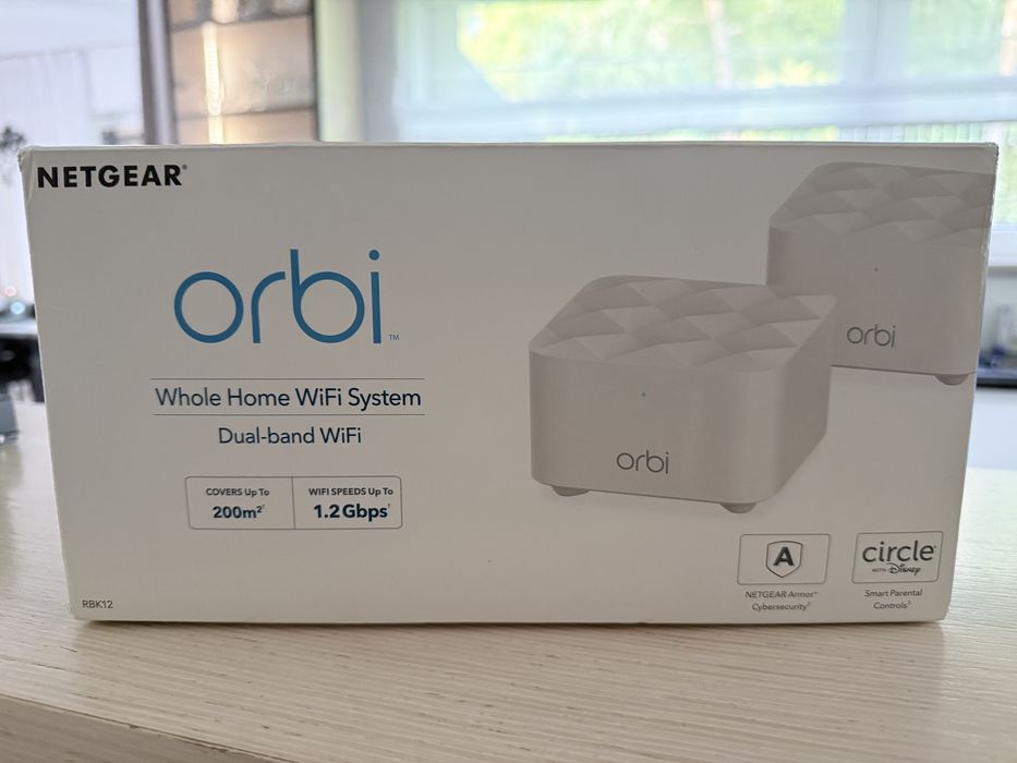 Router Orbi Netgear + Satelita