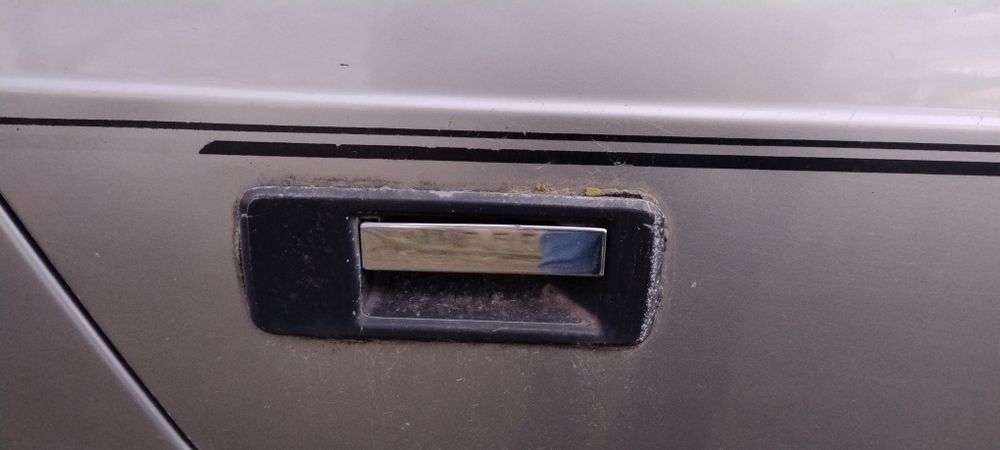 Продам полуосів у зборі для Вольво 340 360 є багато інших запчасти
