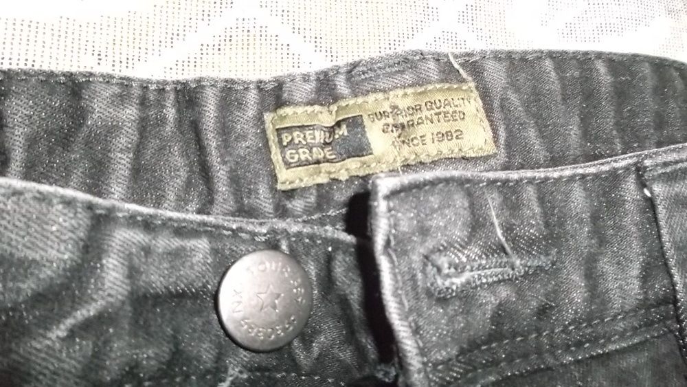 Джинсы женские .