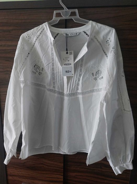 Bluzka z haftem i azurami Zw Collection