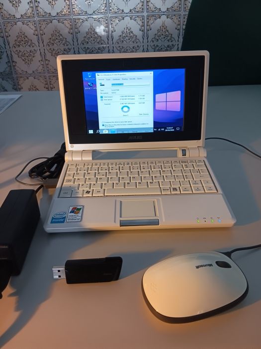 ASUS eee PC 4g 701 Windows 10 lite