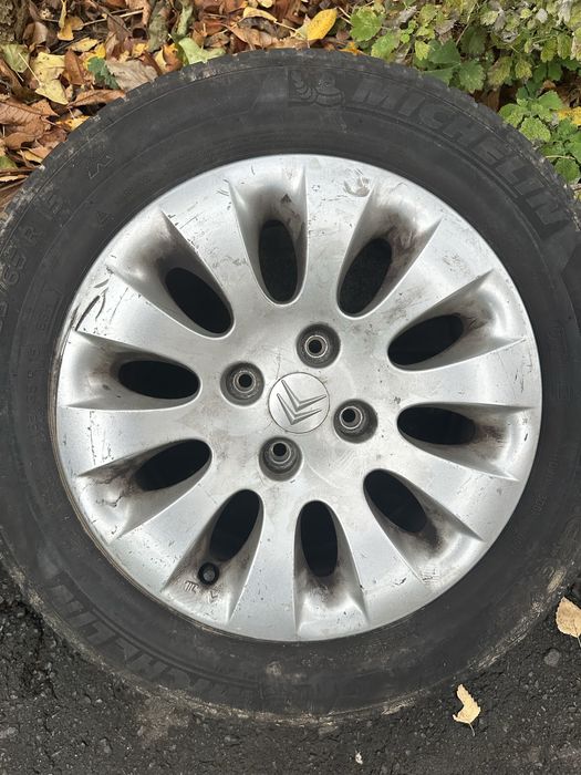 Літні шини Michelin + диски на Citroën 185/65/r15 88H