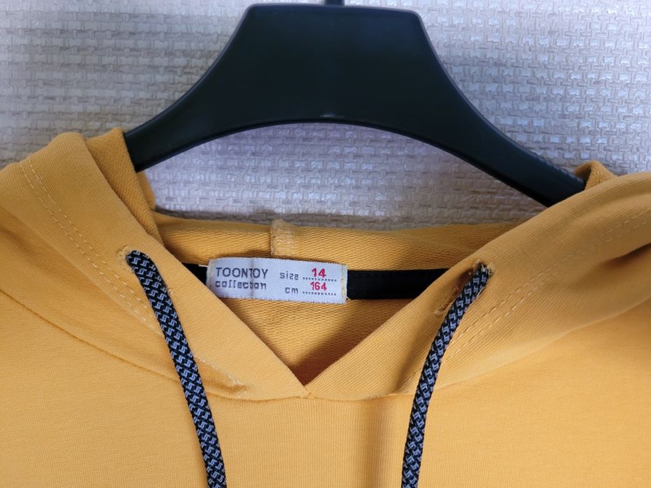 Bluza 164 krótka 152