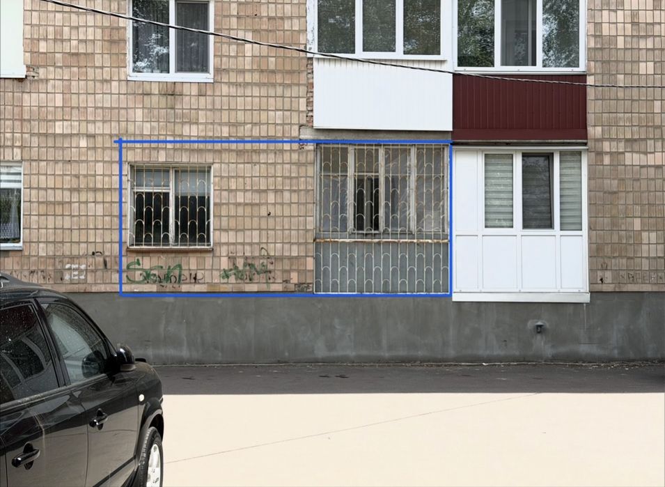 Продаж 3-кімнатної квартира на 1-му поверсі у зручному районі пр.Відродження